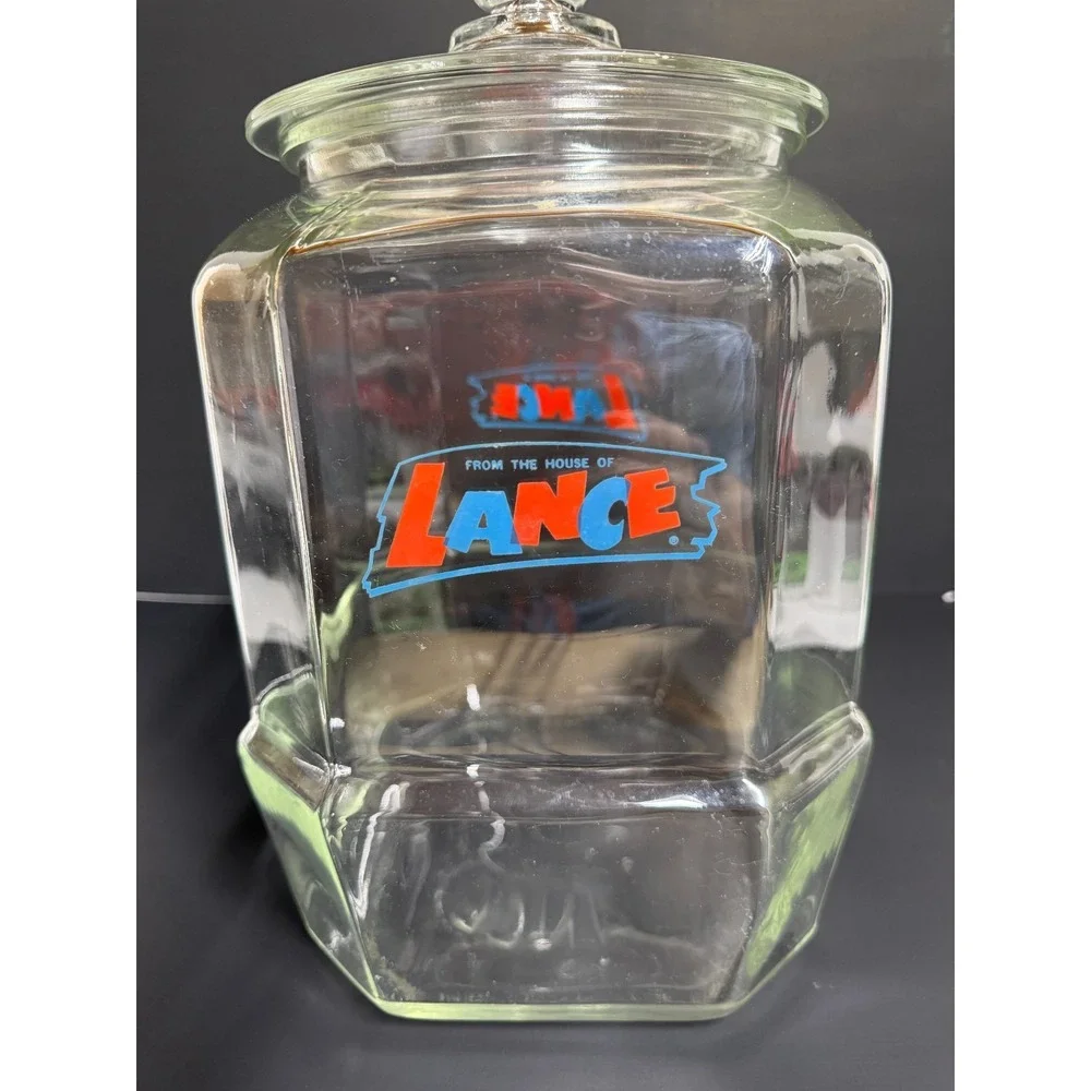 Vintage 8-Sided Lance Glass Display Counter Cookie Cracker Jar w/ Embossed Lid‎
